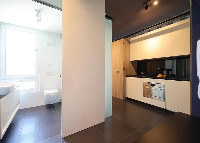 Апартаменты F *